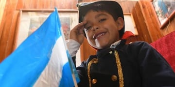 Agustín, el mendocino que tiene a San Martín como su "superhéroe"