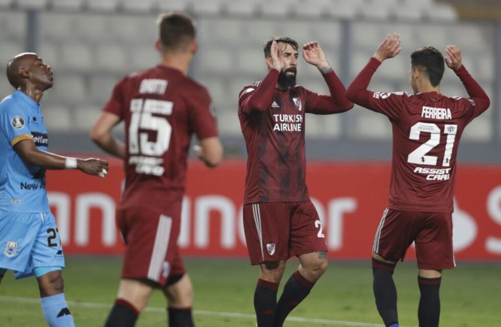 River aplastó 6-0 a Binacional en un partido clave por la Copa Libertadores