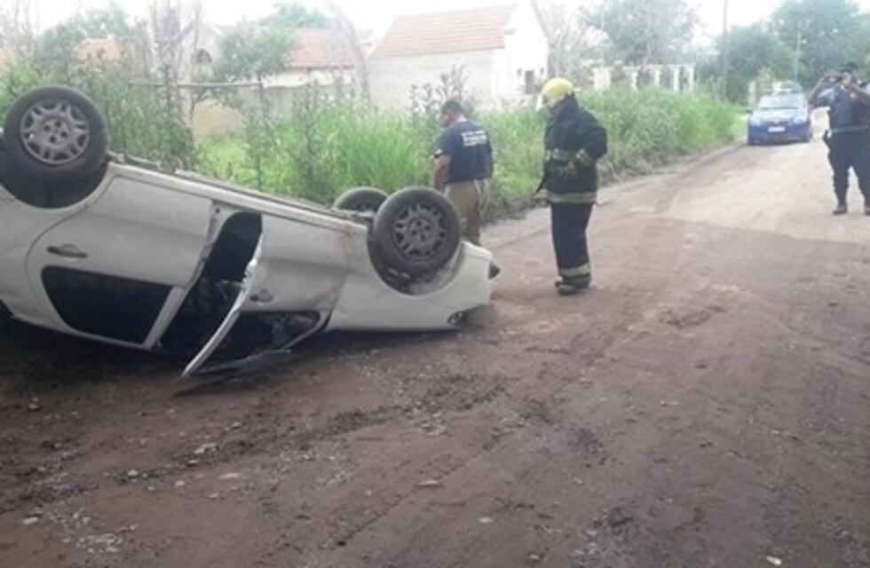 Mendiolaza: perdió el control de su auto y se dio vuelta