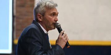 El directivo auriazul estaba alojado en el Sanatorio Mapaci\u002E (@carcoficial)