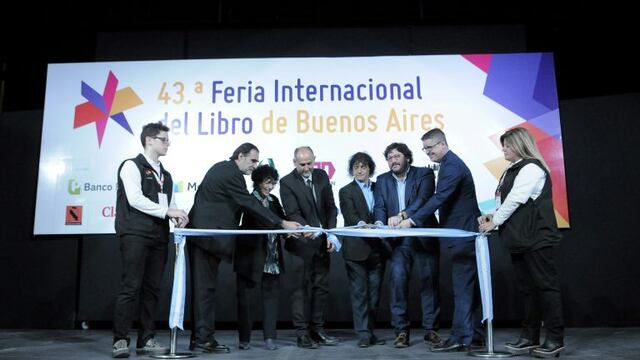 DYN62, BUENOS AIRES 27/04/2017,ENCABEZADO POR EL MINISTRO DE CULTURA DE LA NACION PABLO AVELLUTO Y SU PAR DE CIUDAD ANGEL MAHLER SE REALIZO LA INAUGURACIu00d3N OFICIAL DE LA 43u00aa FERIA INTERNACIONAL DEL LIBRODE BUENOS AIRES.FOTO:DYN/PABLO AHARONIAN.