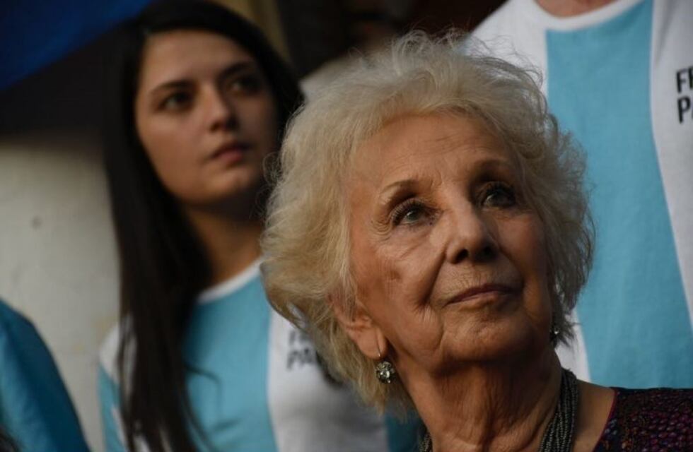 Denunciaron a Estela de Carlotto por sus dichos sobre los cuadernos de Oscar Centeno