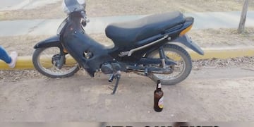 Insólito: se emborrachó y olvidó dónde había estacionado su moto\u002E