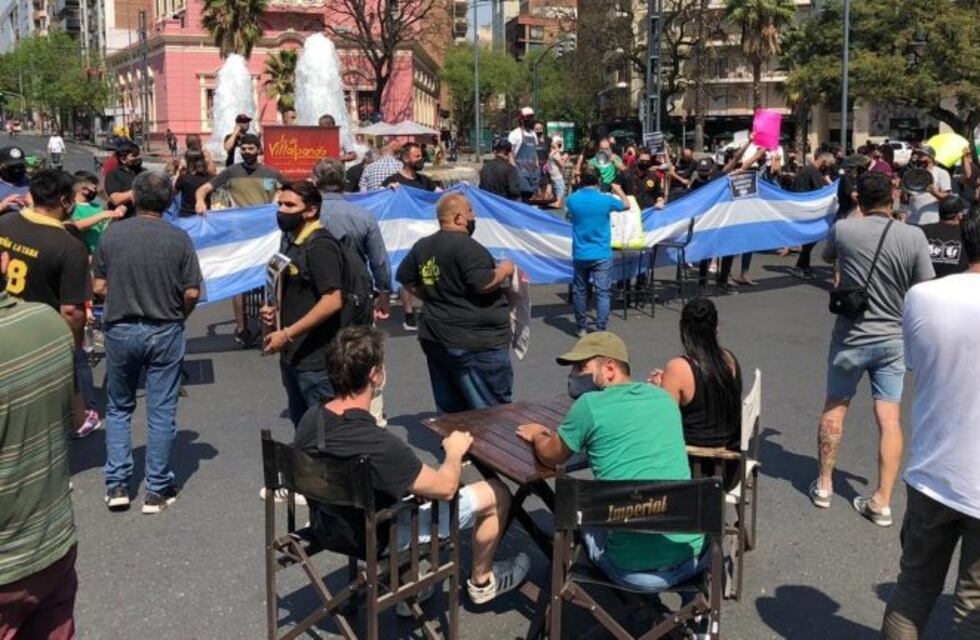 Gastronómicos de Córdoba convocan a una nueva concentración