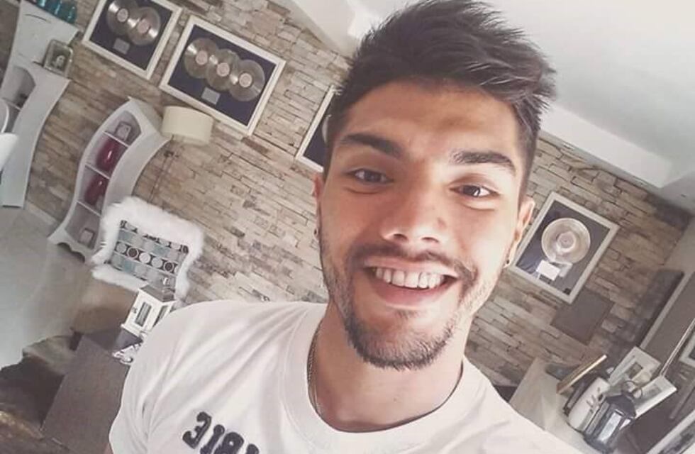 Santiago Griffo dejó clavada a Nai Awada