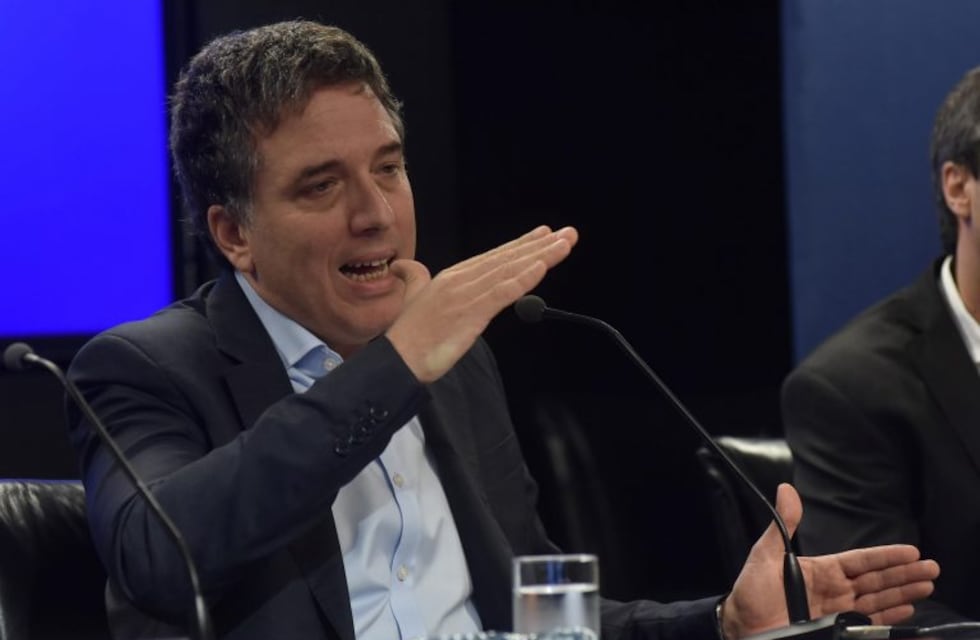 Dujovne aseguró que que la inflación de 2017 no superará el 17%