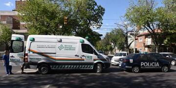 Ambulancia y policia de mendoza