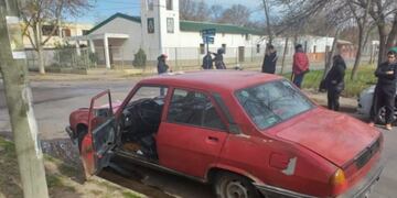 El auto fue hallado casi a cuatro kilómetros del lugar del robo\u002E Foto: Policía de San Luis\u002E