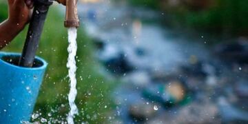 Científicos platenses lograron quitar la contaminación del agua de las napas