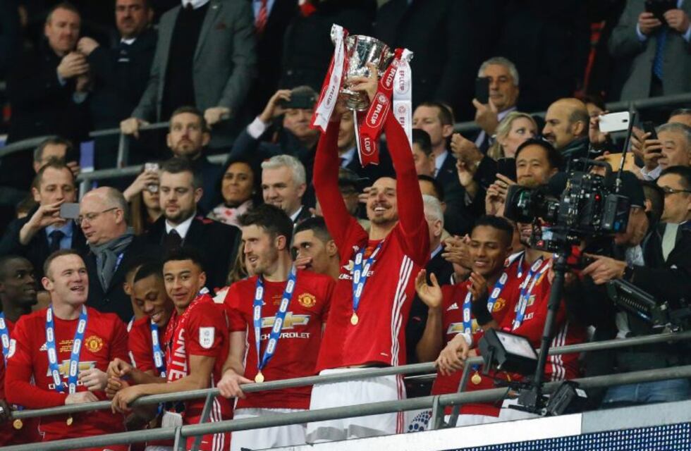 Zlatan Ibrahimovic seguirá su carrera en el fútbol de Estados Unidos