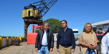 Capitanich junto al interventor del Puerto y la candidata a intendente de la ciudad\u002E (Prensa Frente Chaqueño)