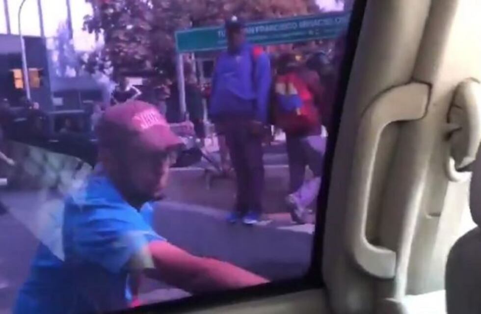 Grupos armados agredieron a Guaidó, legisladores y periodistas en Venezuela