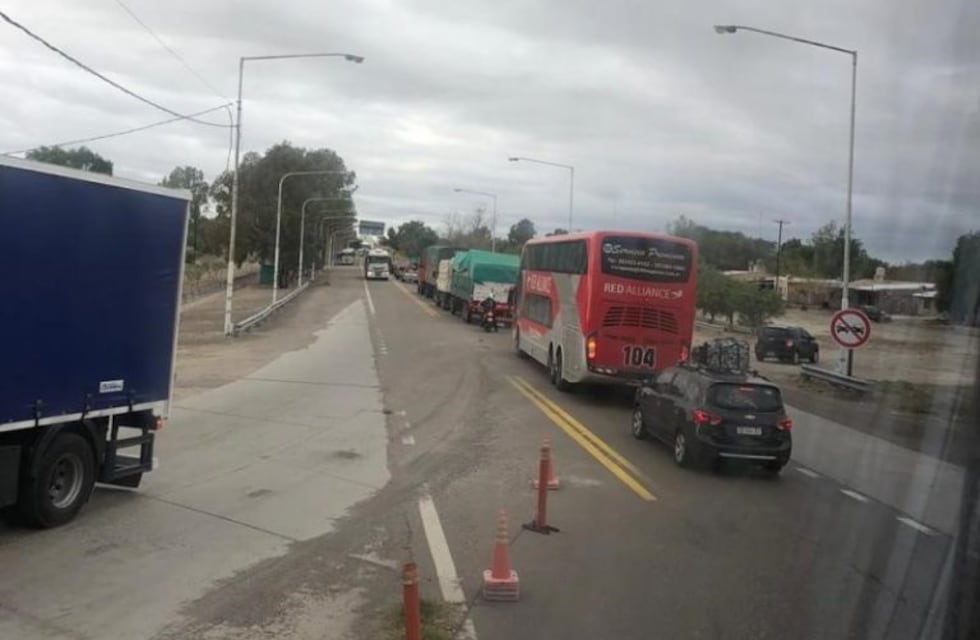 Llegó del extranjero y tuvo que pasar más de 44 horas en un colectivo para llegar a Córdoba