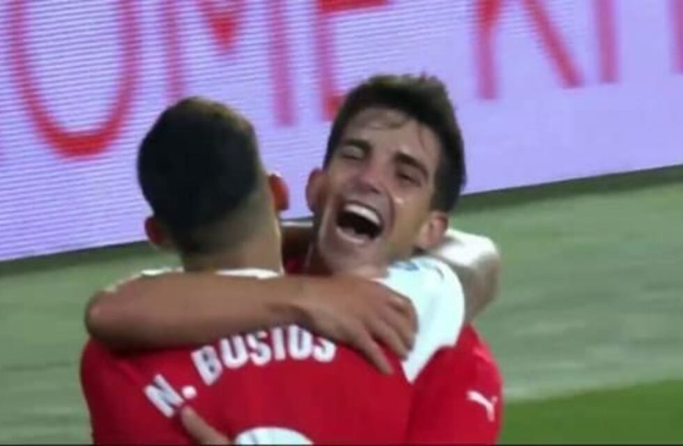 Nahuel Bustos debutó en España con pase gol