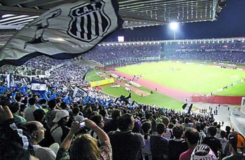 Doble programación Albiazul para este domingo en canal ShowSport