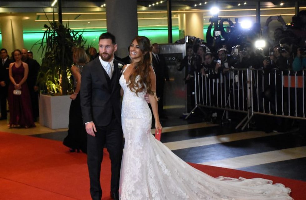 Los diarios del mundo se enamoraron de Lionel y Antonela