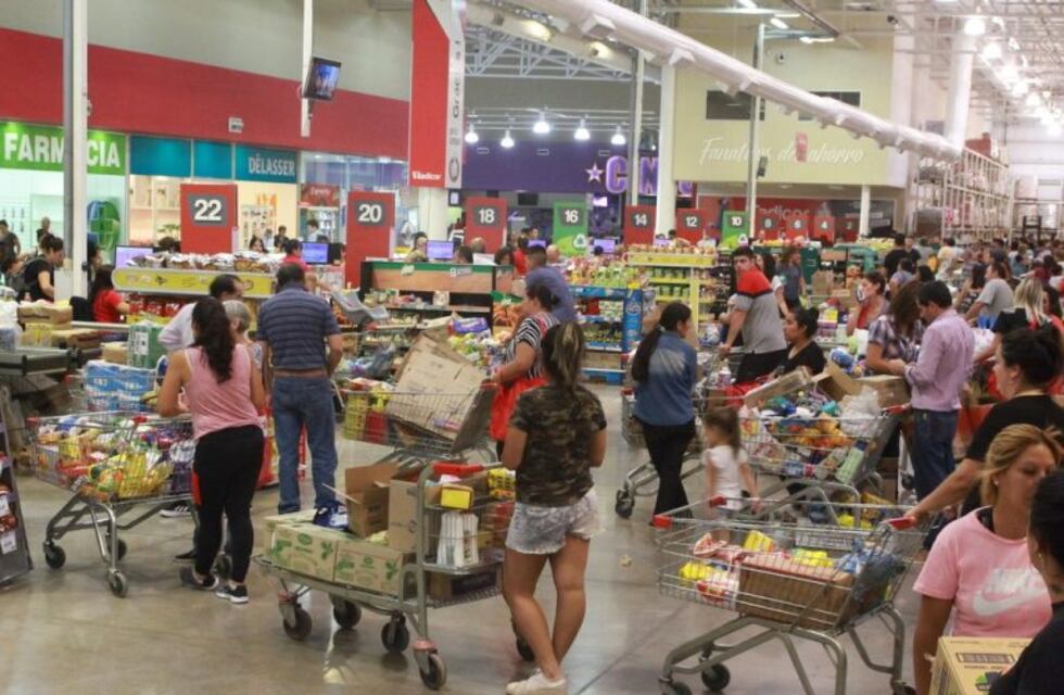 Supermercados denuncian a proveedores y fabricantes por subas de precios en Córdoba