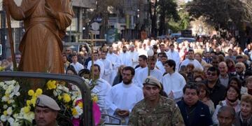 Los mendocinos renuevan su fe en el Santo Patrono Santiago\u002E