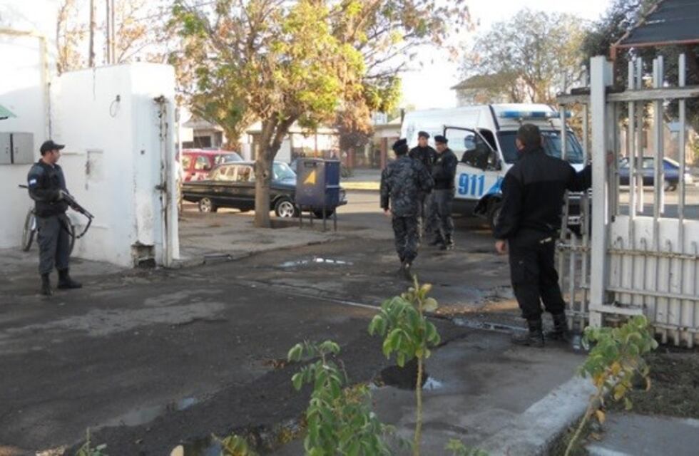 General Alvear: violento asalto a los almaceneros