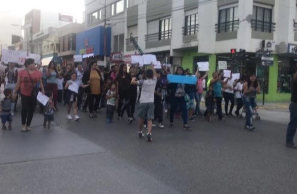 Vecinos se movilizaron para pedir justicia por el niño abusado