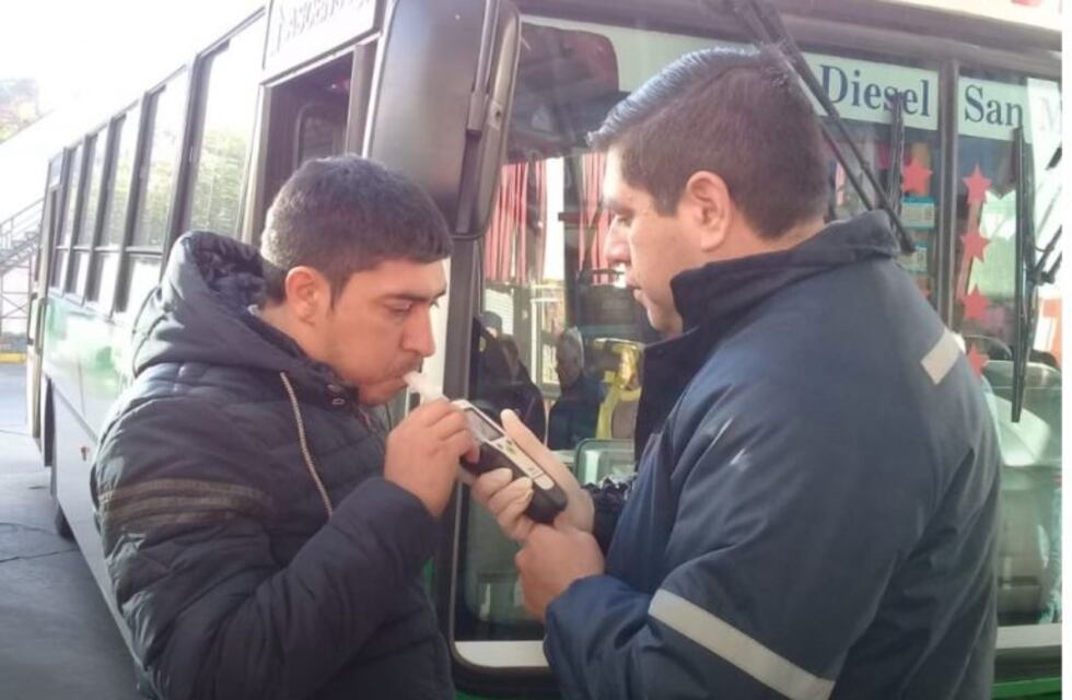 Estrictos controles de Seguridad Vial en la Terminal de Ómnibus