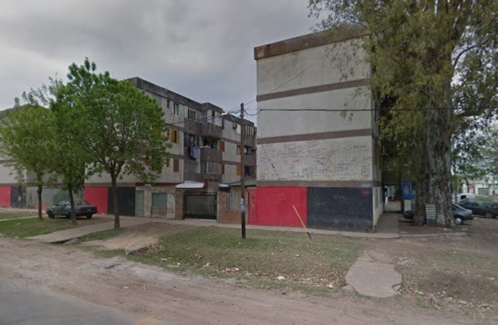 Feroz tiroteo en fonavis de zona oeste: encontraron 45 vainas servidas