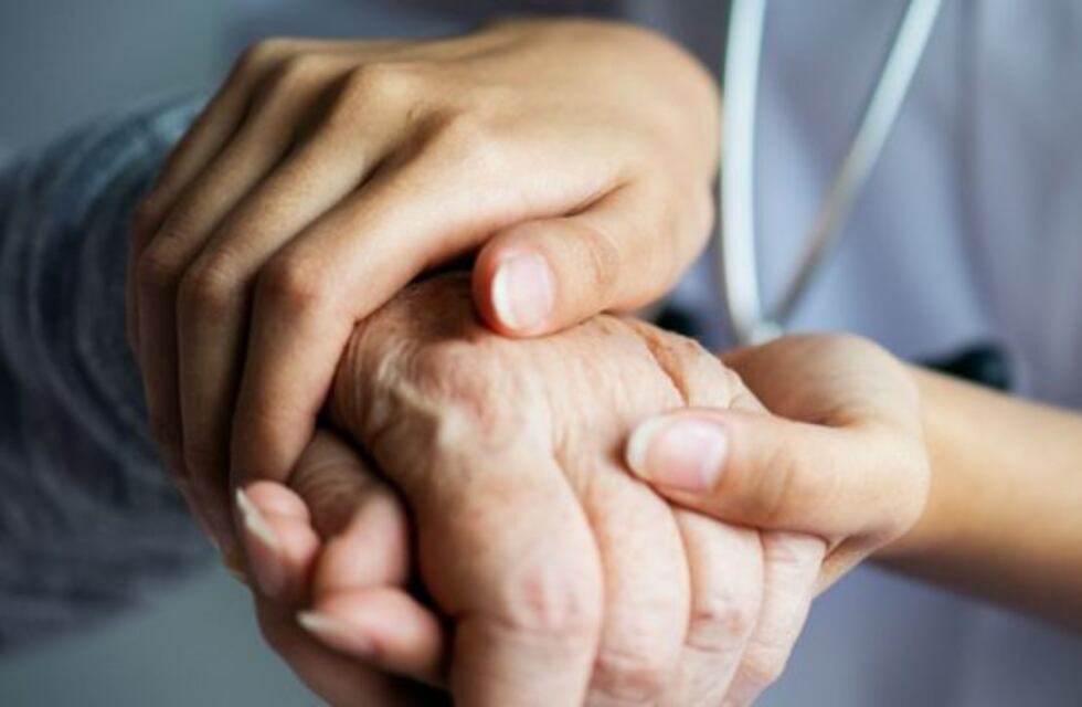 Decreto municipal extrema los cuidados en los geriátricos