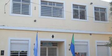 El brutal episodio se desató en la secundaria de barrio San Eduardo\u002E (Street View)