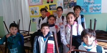Alumnos de la escuela N° 186 “Granadero Juan Miguel Alcaraz”, de Balcarce