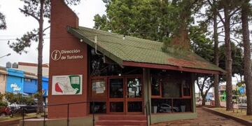 La casilla de Turismo y la Oficina de Empleo también cierran sus puertas