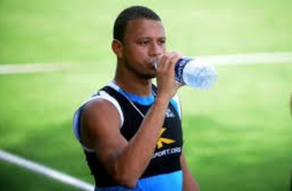 Uribe: "No jugué por capricho de Osella"