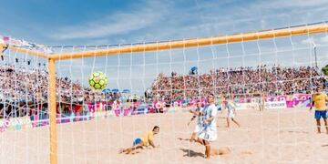 Argentina fue goleado por Brasil en el Fútbol Playa