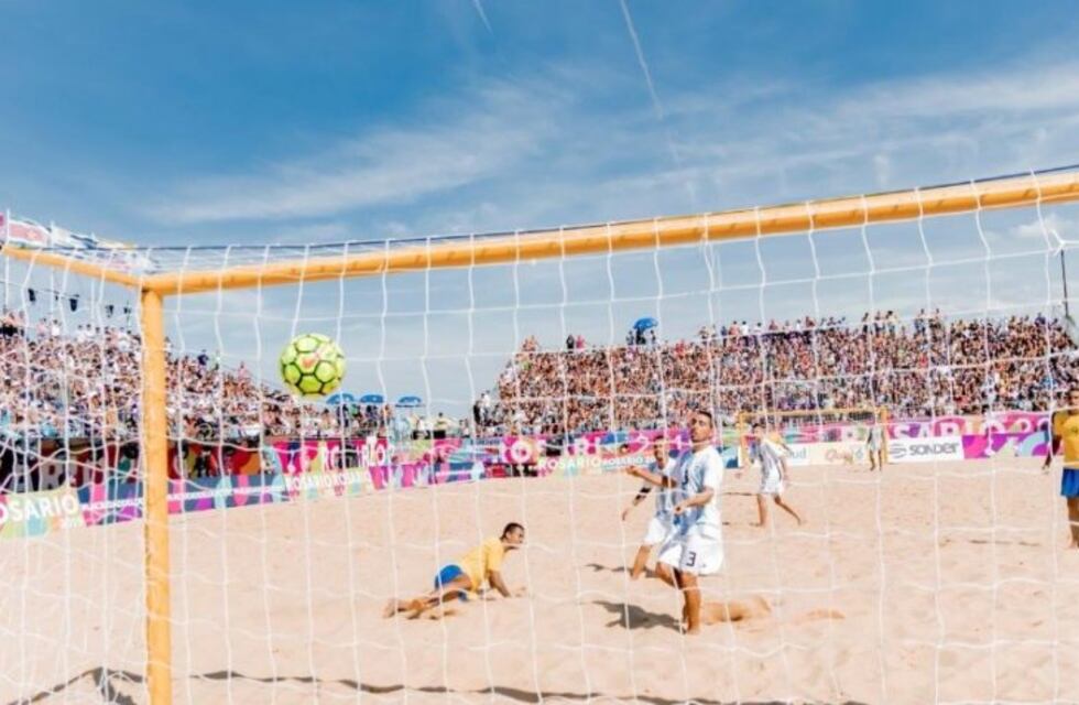 Argentina fue goleada por Brasil, que se quedó con el oro en el fútbol playa