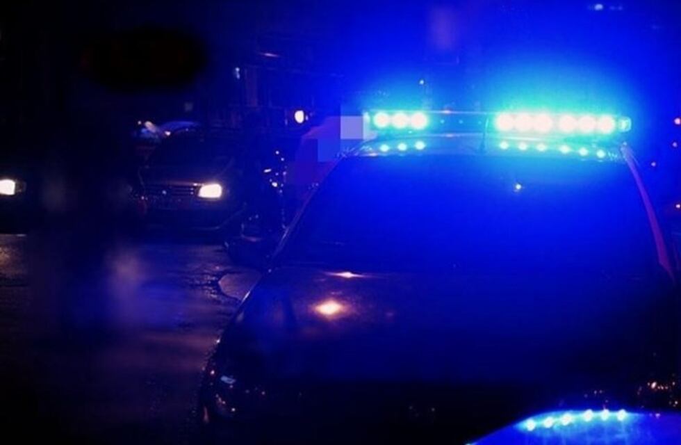 Un joven y dos adolescentes detenidos por incendiar dos autos