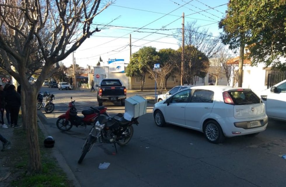 Alta Gracia: una mujer fue embestida por una motocicleta cuando cruzaba la calle