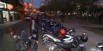 Imagen archivo\u002E Solicitan ampliar a 15 metros el espacio para estacionar en el centro