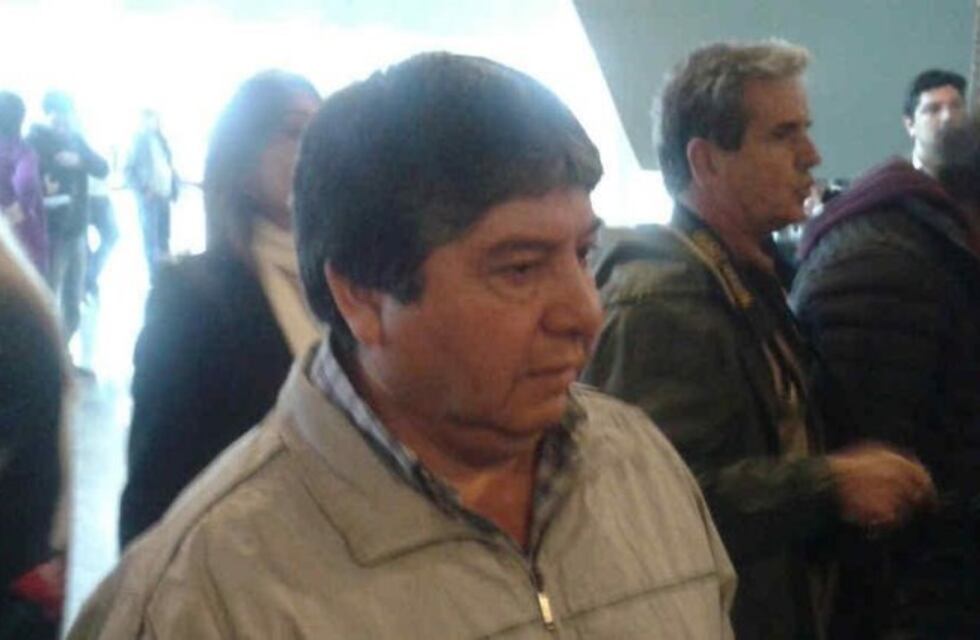 Juzgan al padre de Paola Acosta por presunta violencia de género