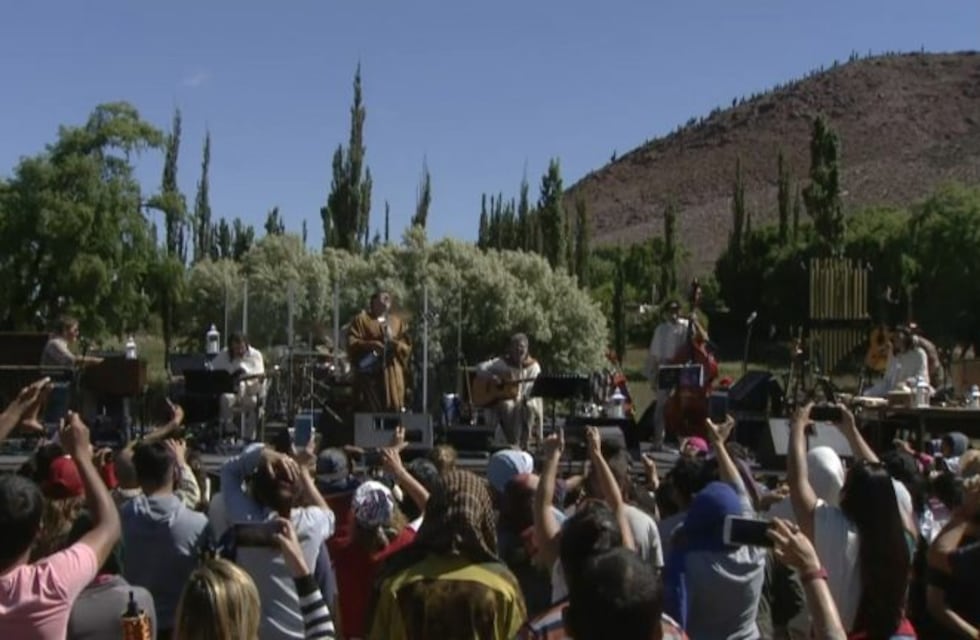 Desde el trópico de Capricornio, Santaolalla conectó Jujuy con el universo