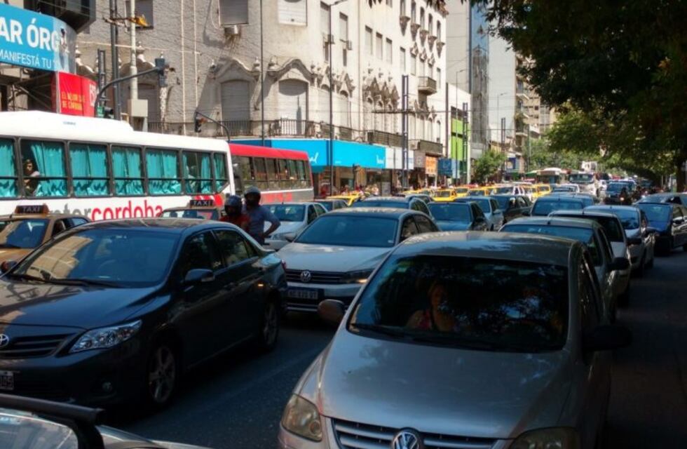 Caos en el centro de Córdoba por la movilización del 21F