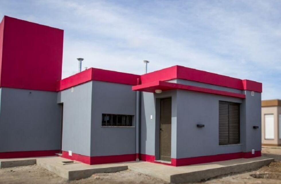 Las Varillas: la municipalidad entrega viviendas a los bomberos por su trabajo