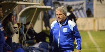 Racing de Córdoba: tres bajas para enfrentar a Juventud Unida