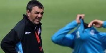 Refuerzos que vengan y se pongan la camiseta\u002E Lo que quiere el DT de Belgrano\u002E