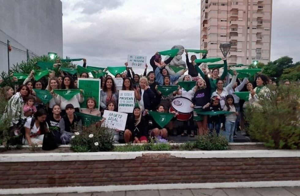 Pañuelazo en Azul por el aborto legal