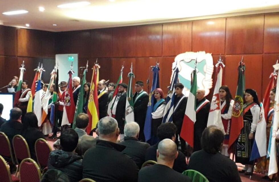 Comunidades extranjeras reconoció a inmigrantes de más de 30 años en la ciudad