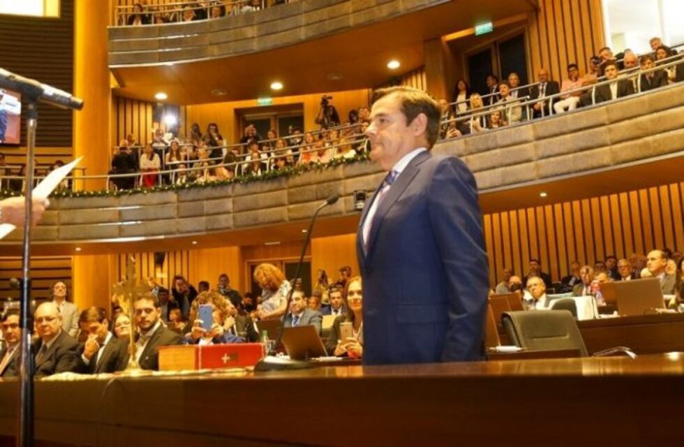 Carlos Rovira fue reelecto para presidir el Parlamento Misionero