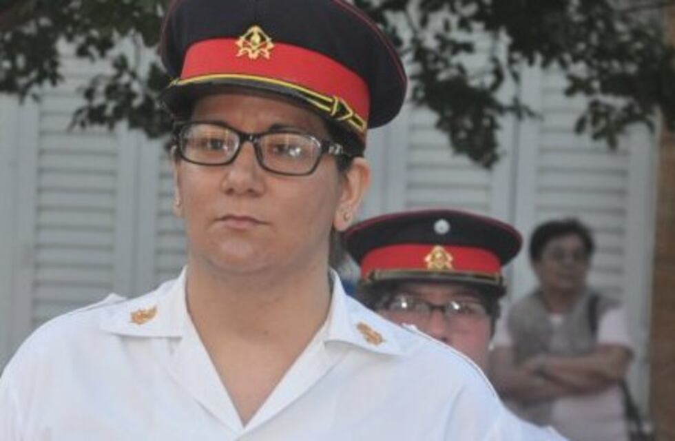 Julieta, la bombera de Laboulaye que necesita de la ayuda de todos