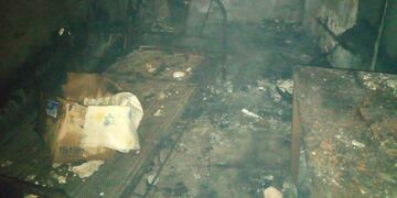 Incendio de una Vivienda en calle Falucho en Arroyito