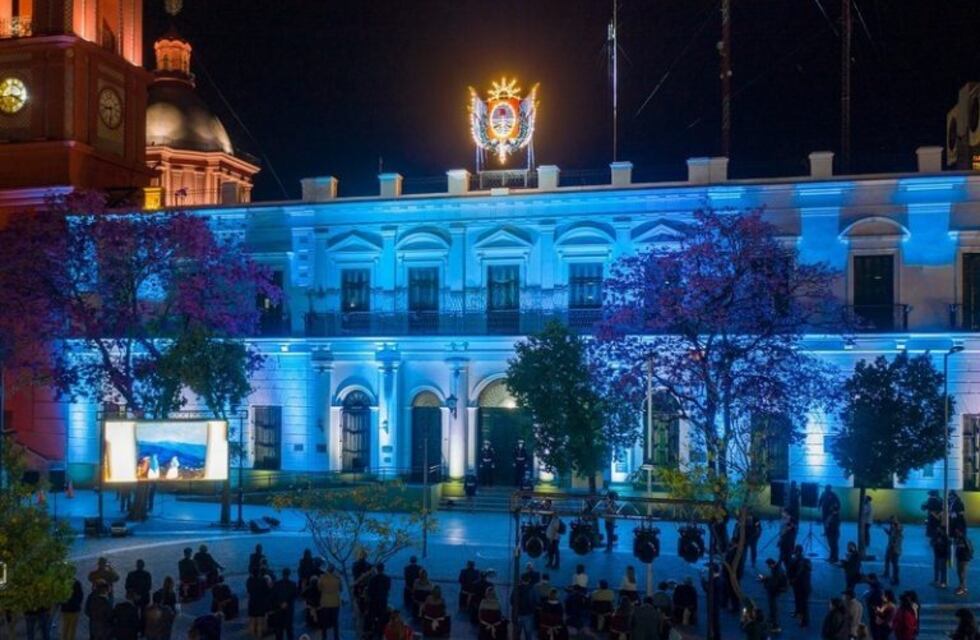La Casa de Gobierno de Catamarca nuevamente tiene su histórico escudo provincial
