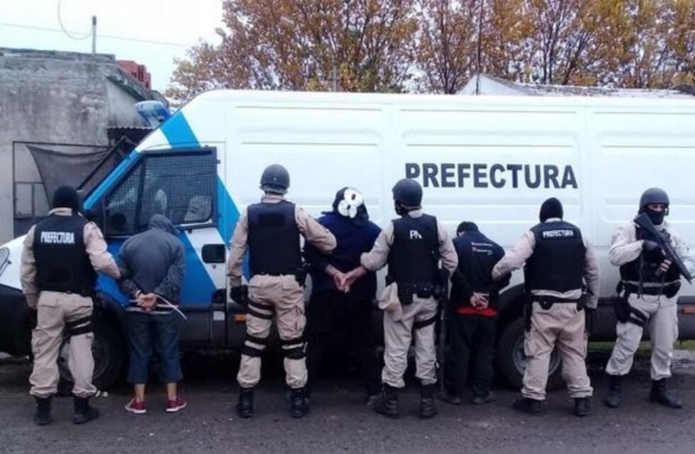 Arrestaron a una mujer y secuestraron una importante cantidad de cocaína en zona oeste