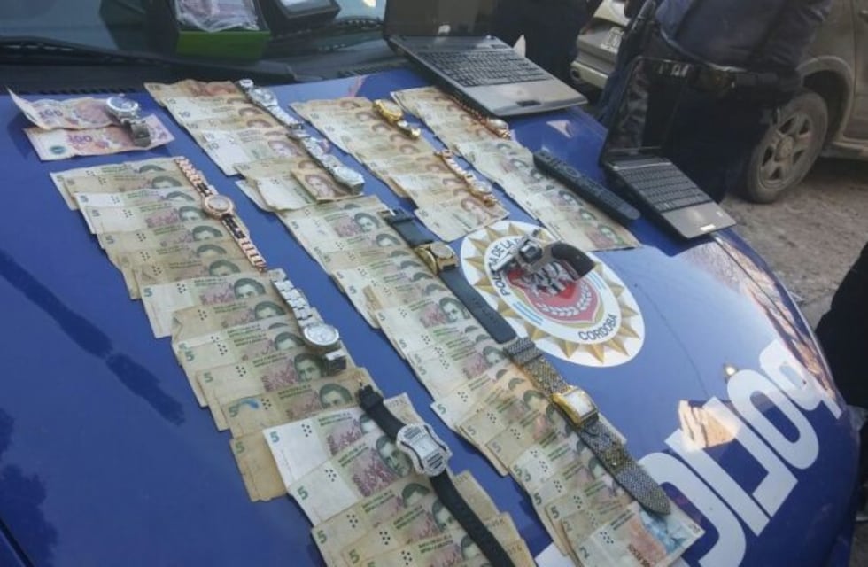 Tiroteo, persecución y arresto tras un robo en barrio Las Flores